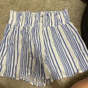 Boho stripped flow shorts. Size Small